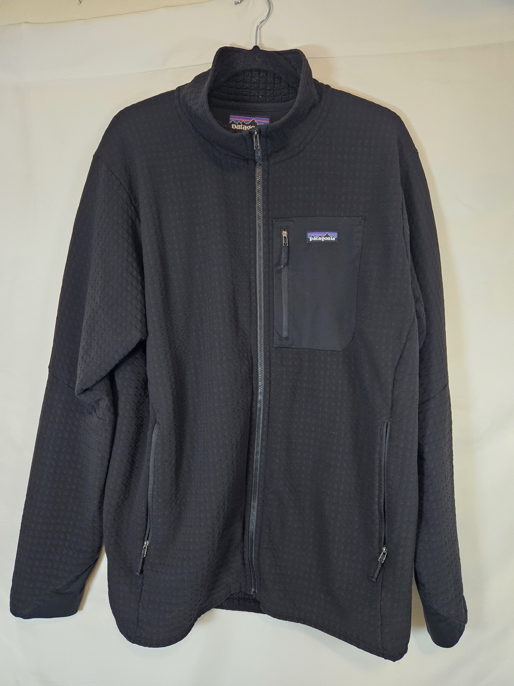 Patagonia Men’s Black Full-Zip Fleece Jacket